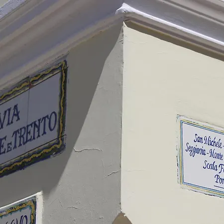 珀莱欧别墅旅馆 4*