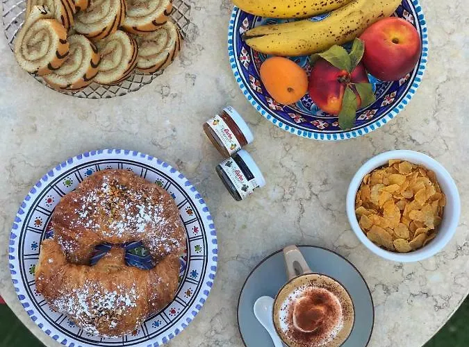 Pollio בית הארחה 4*